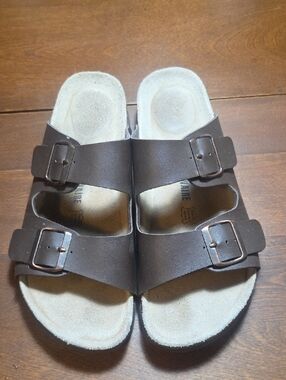 Cushionaire Mens Size 10 - Ladies Size 12 Cork Platform Sandal Brown